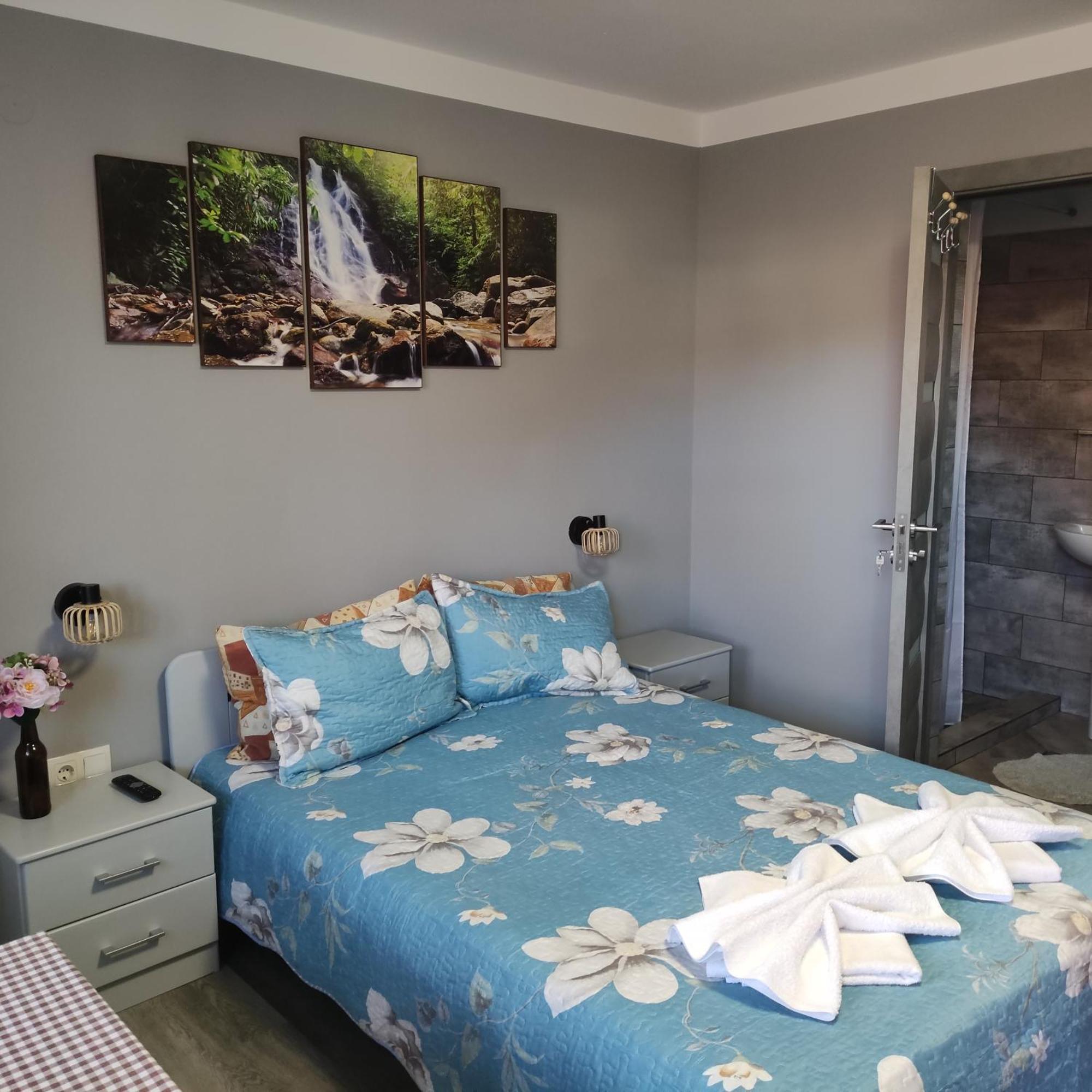 Kovacs Guesthouse เปรอิด ภายนอก รูปภาพ