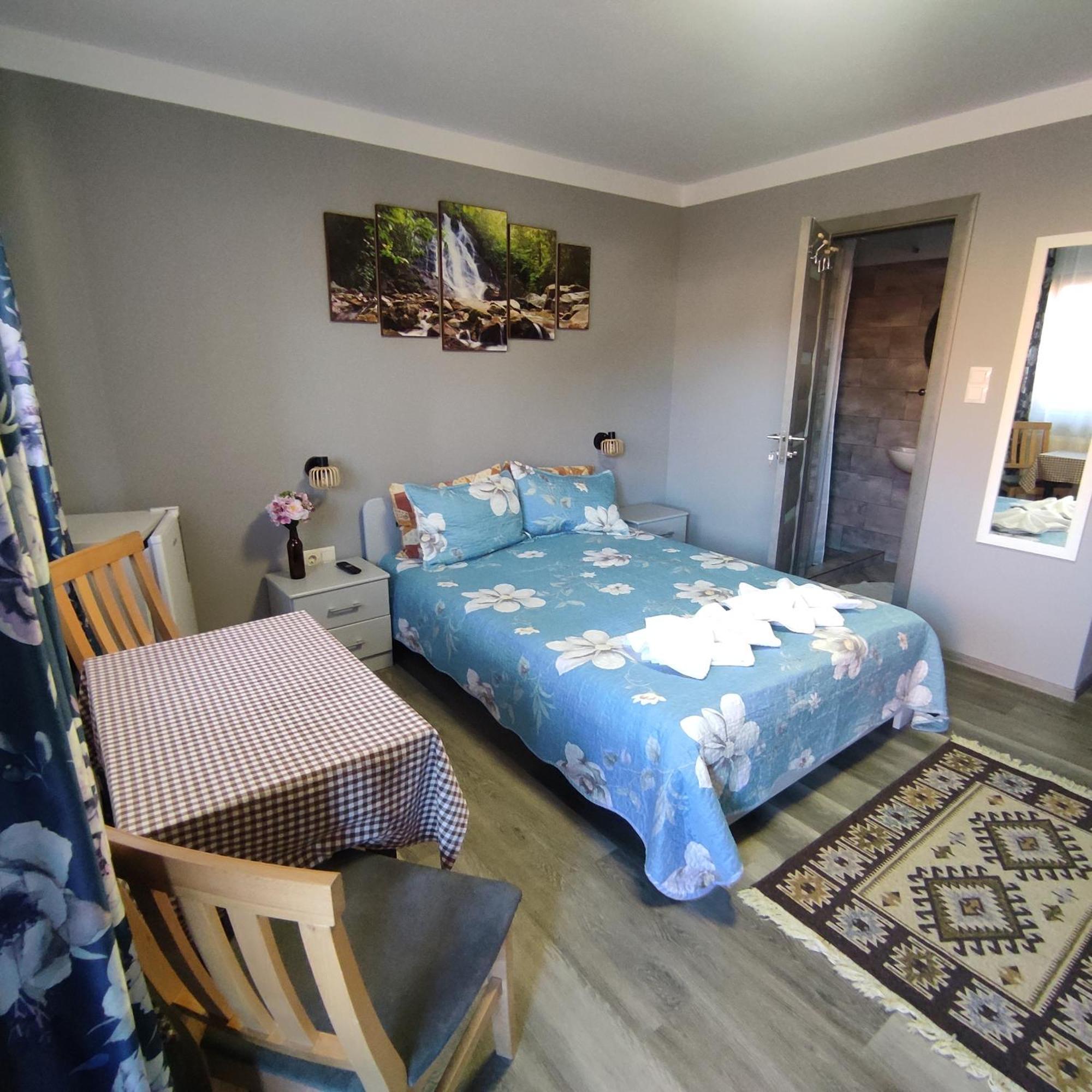 Kovacs Guesthouse เปรอิด ภายนอก รูปภาพ