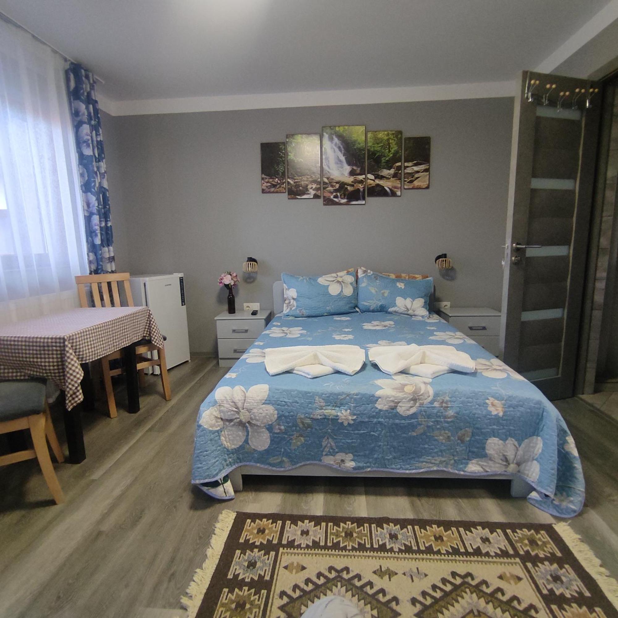 Kovacs Guesthouse เปรอิด ภายนอก รูปภาพ