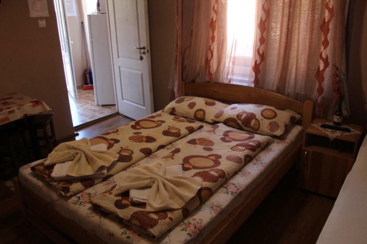 Kovacs Guesthouse เปรอิด ภายนอก รูปภาพ