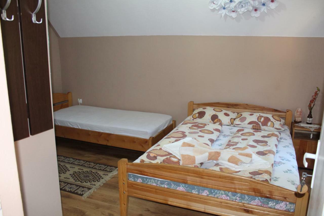 Kovacs Guesthouse เปรอิด ภายนอก รูปภาพ